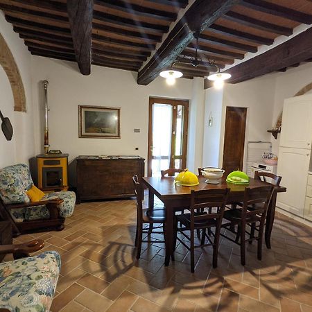 Agriturismo Biofattoria L'Upupa مونتالشينو المظهر الخارجي الصورة